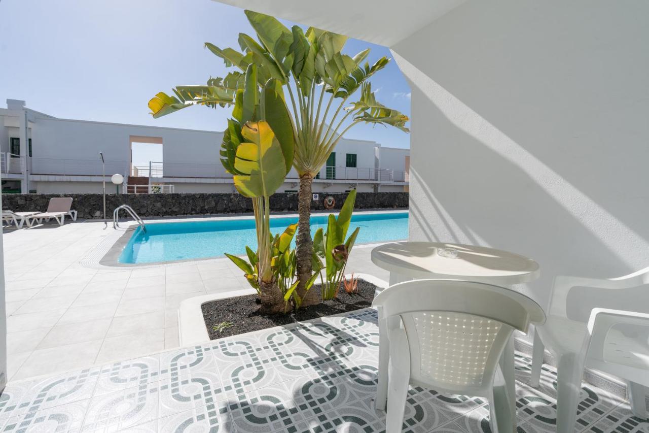 Apartamentos Aloe Puerto del Carmen  Bagian luar foto