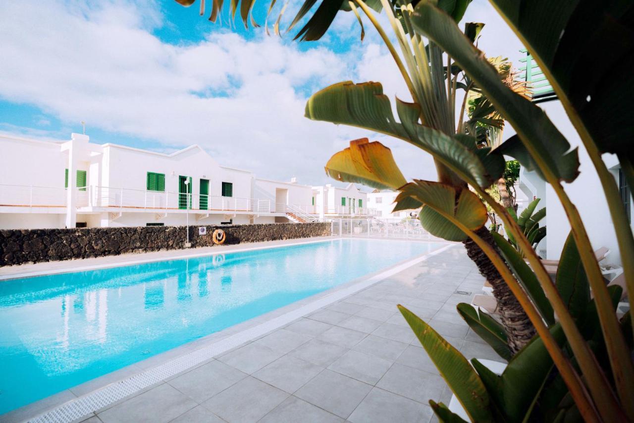 Apartamentos Aloe Puerto del Carmen  Bagian luar foto