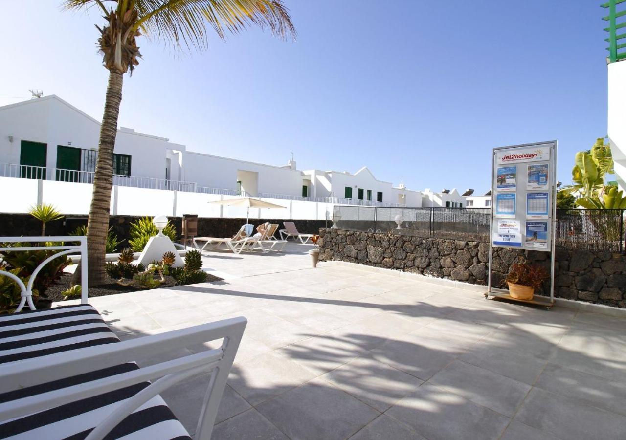 Apartamentos Aloe Puerto del Carmen  Bagian luar foto