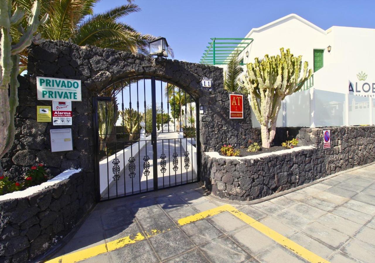 Apartamentos Aloe Puerto del Carmen  Bagian luar foto
